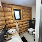 Trixy Pavčina Lehota