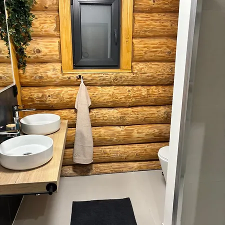 Trixy Villa *